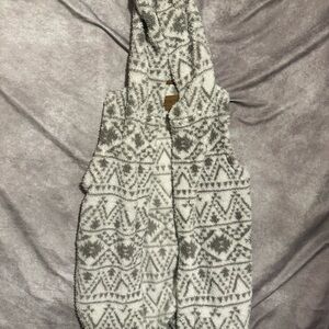 Koolaburra by Ugg Gray and White Hooded Poncho